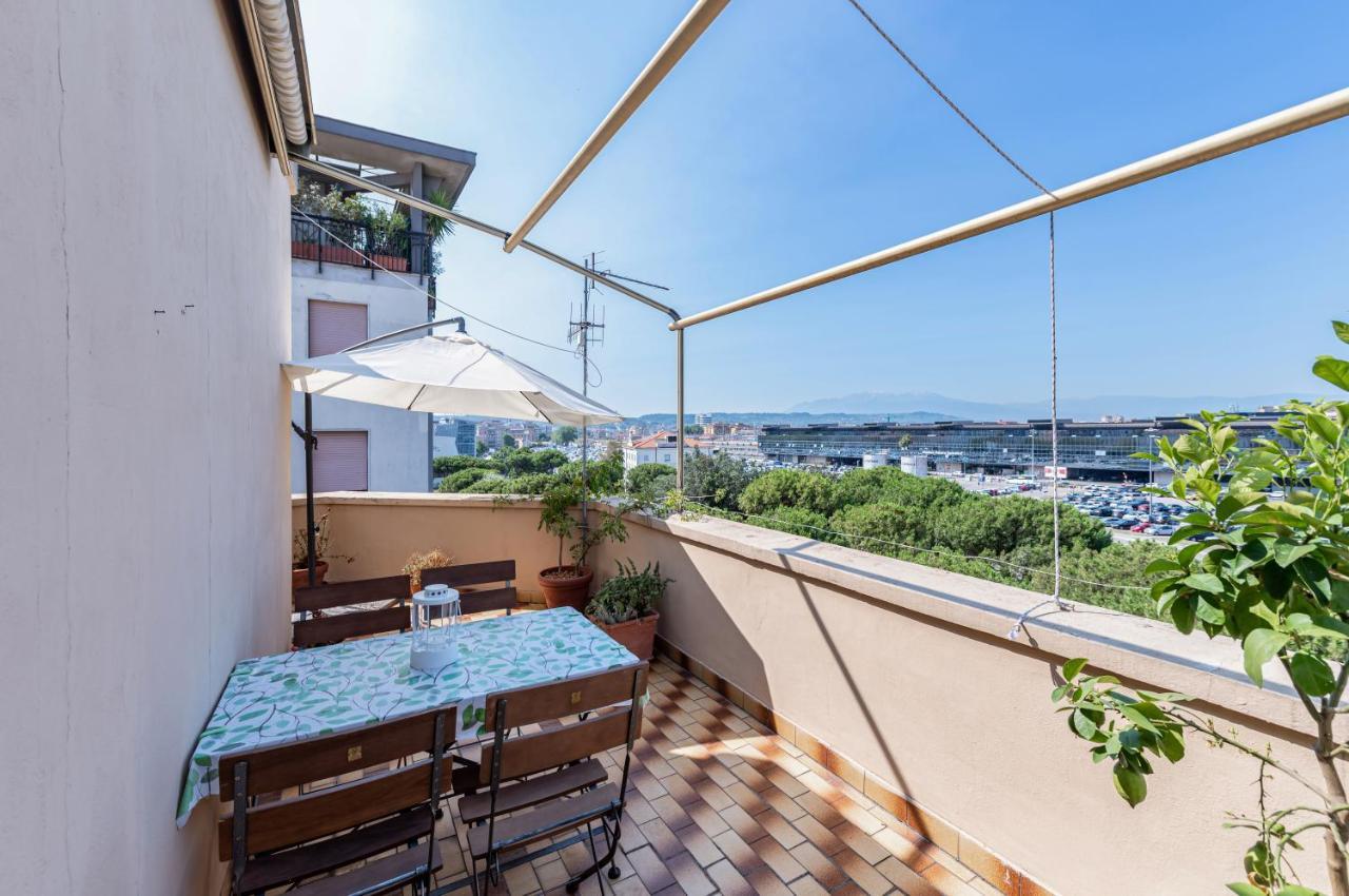 Central Station Terrace Apartment Near The Sea Pescara Exterior photo